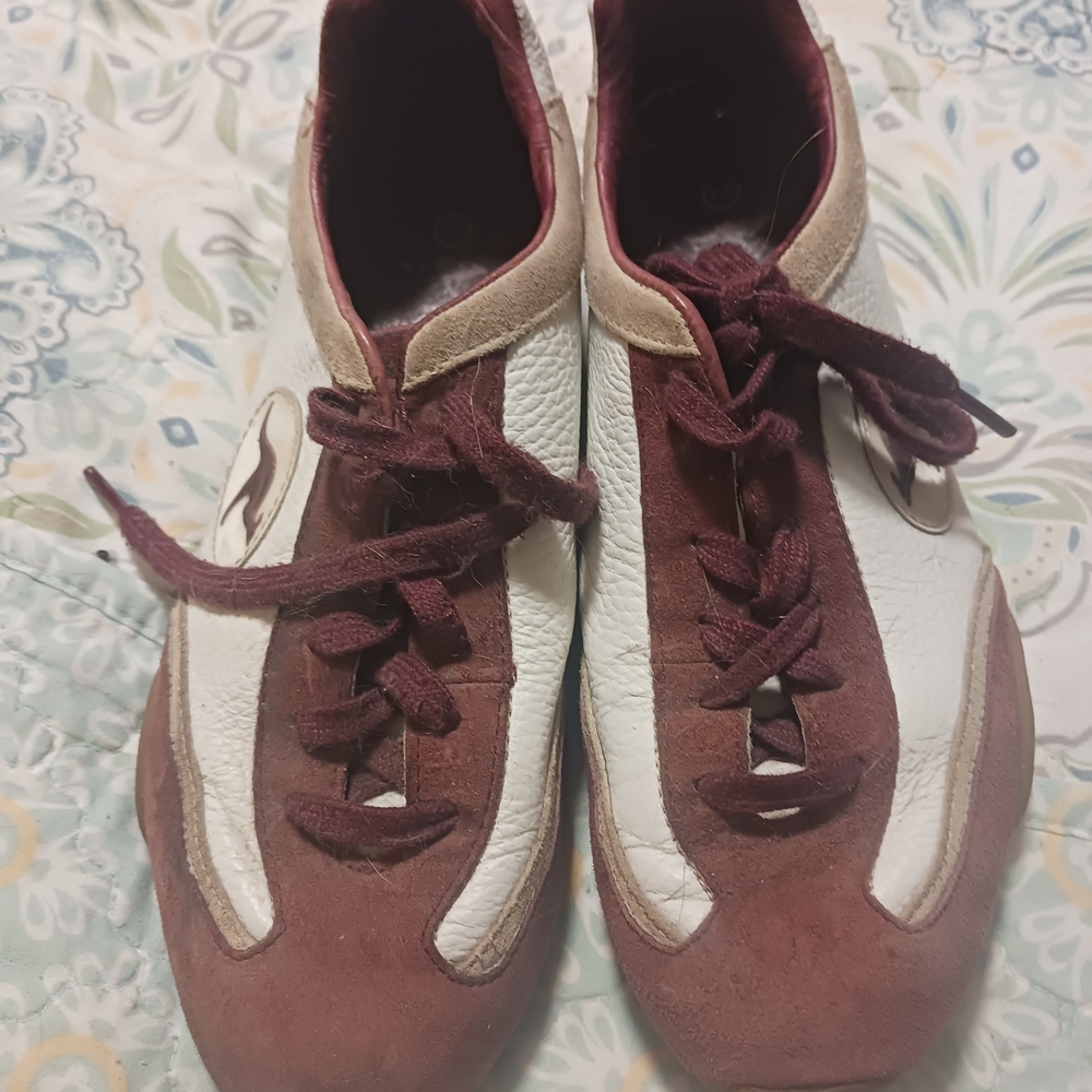 kangaROOS White and Brown Sneakers